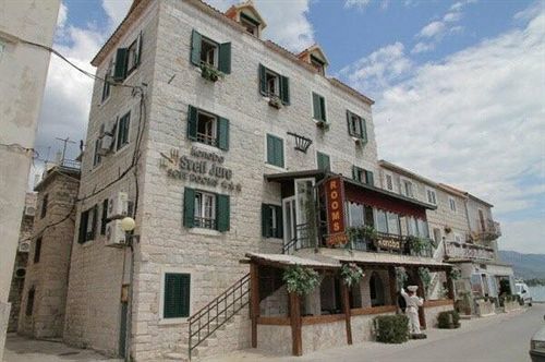 XIV Century Rooms Каштела Экстерьер фото
